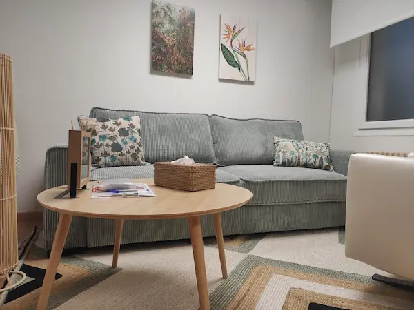 Sala de terapia del Centro Psy-Integral Alba en Pamplona
