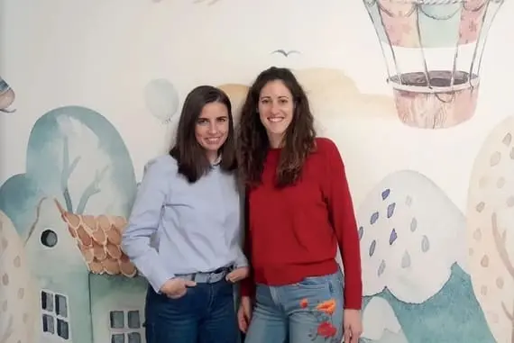 Rebeca Elorza y Noemí Reviriego, fundadoras del Centro Psy-Integral Alba en Pamplona